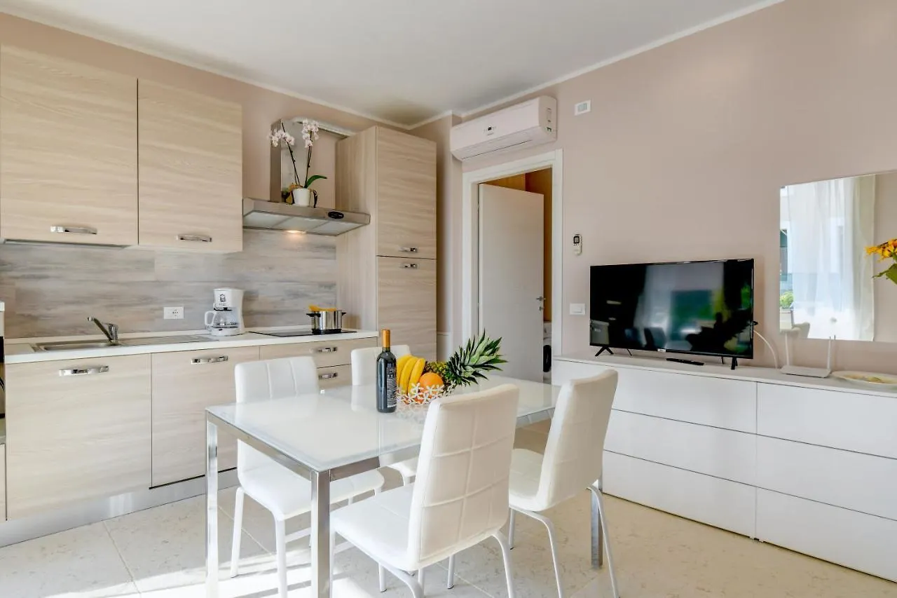 Le Ville Della Romantica Manerba del Garda Holiday home
