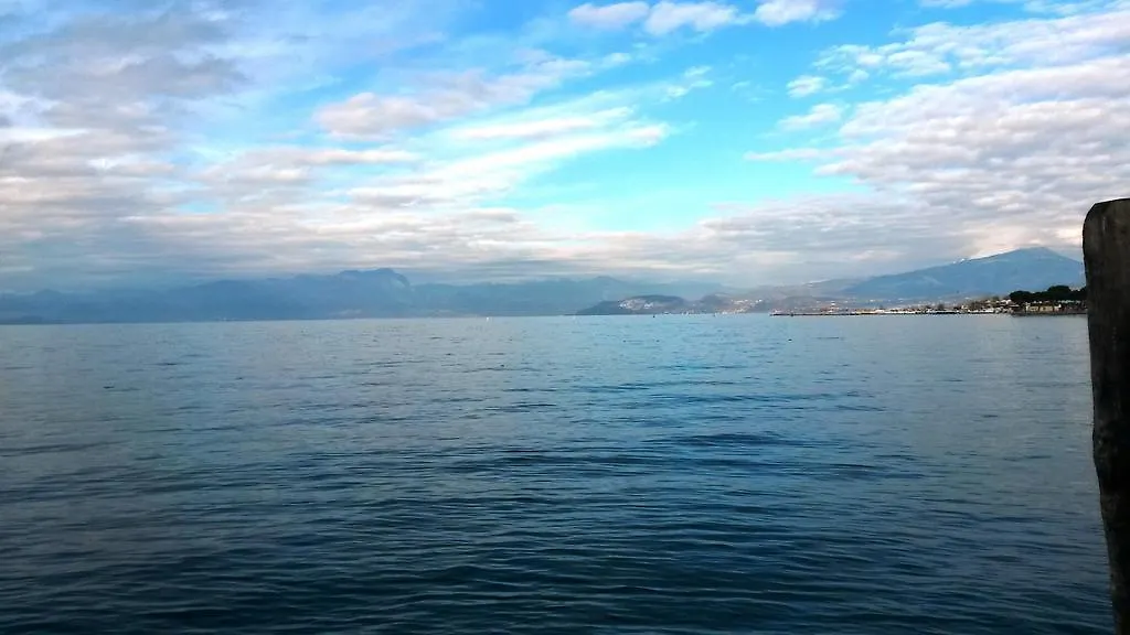 Le Ville Della Romantica Manerba del Garda